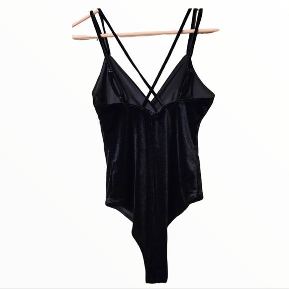 Forever 21 velvet bodysuit - Picture 2 of 3